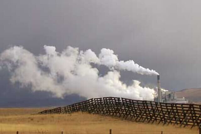 Industrial power plant in the United States producing carbon emissions