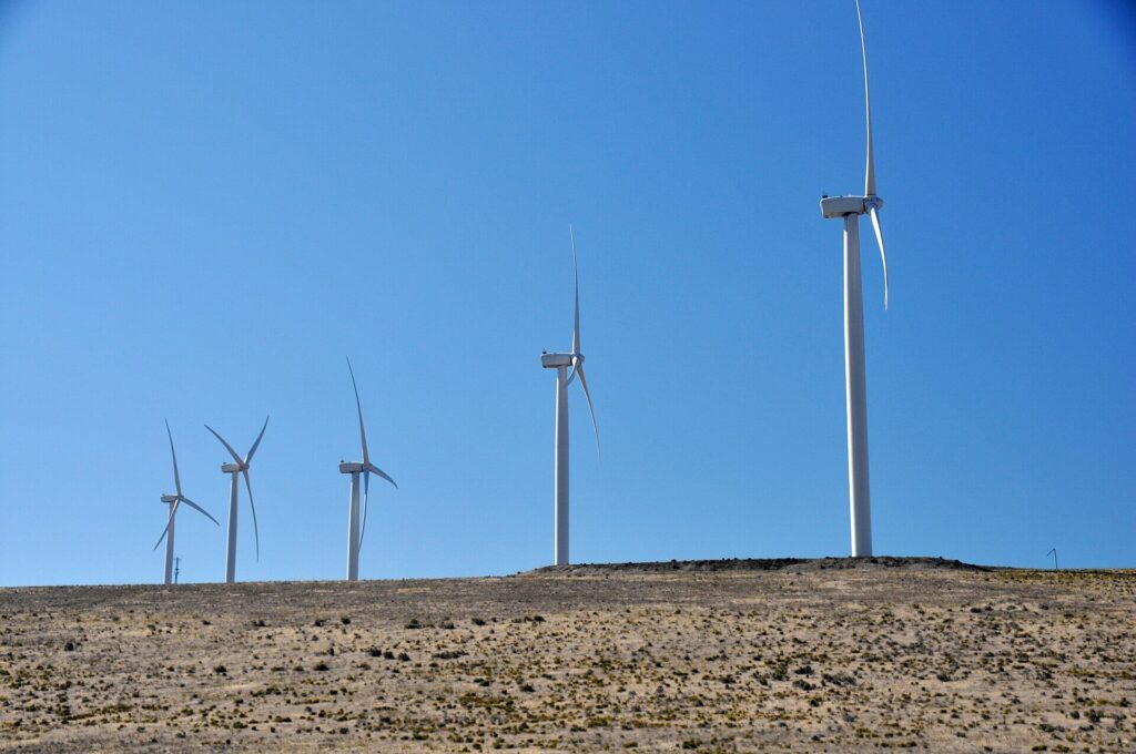 Large wind farm in the USA producing clean electricity and supporting climate action.